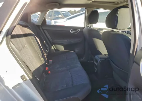 2018 Nissan Sentra S z USA, uszkodzony, nr VIN 3N1AB7AP2JY309577